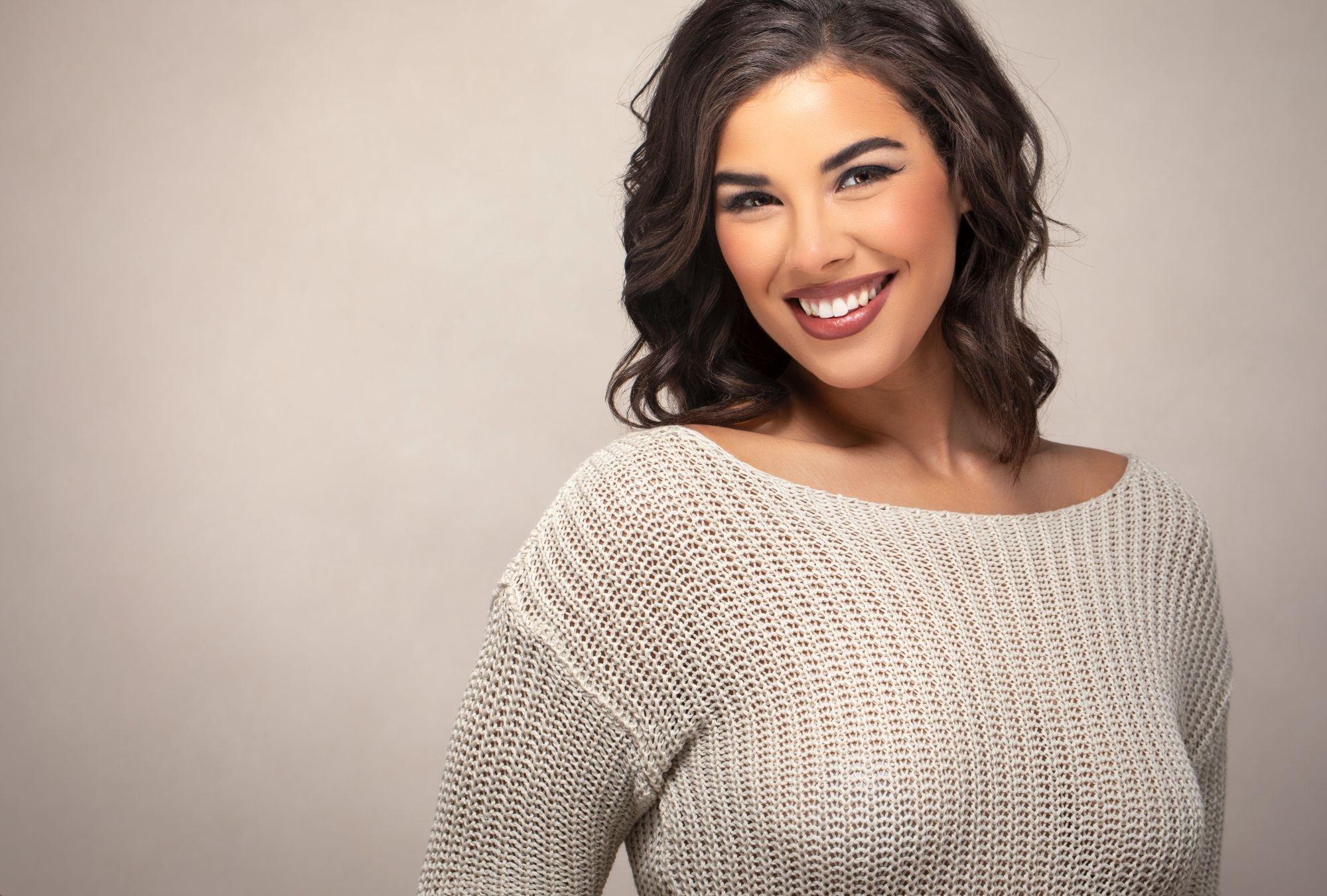 carousel-hero-element image-1